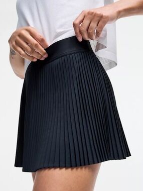 (2) Lululemon Varsity High Rise Pleated Tennis 🎾 Skirts